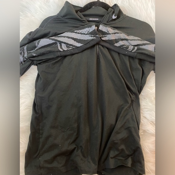 Nike running quarter zip - Picture 3 of 9